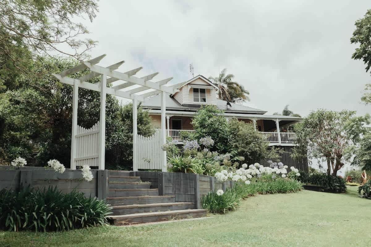 Luxe Hinterland Stay, Eastnor At Montville Estate Exterior foto